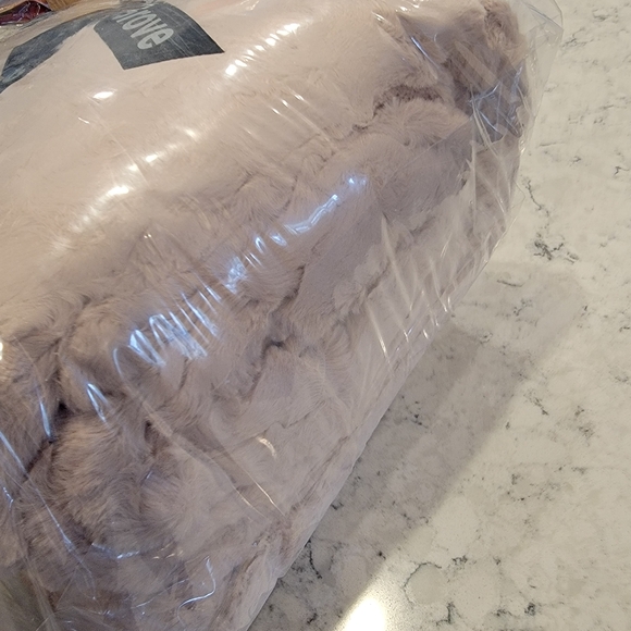 Aspyn Grove Bedding Aspyn Grove Handmade Minky Sand Luna Grand